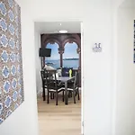 155 - Amalia In Santos Apartman