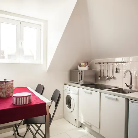 155 - Amália In Santos Lisboa