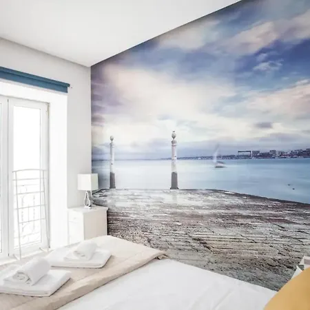 155 - Amalia In Santos Lejlighed