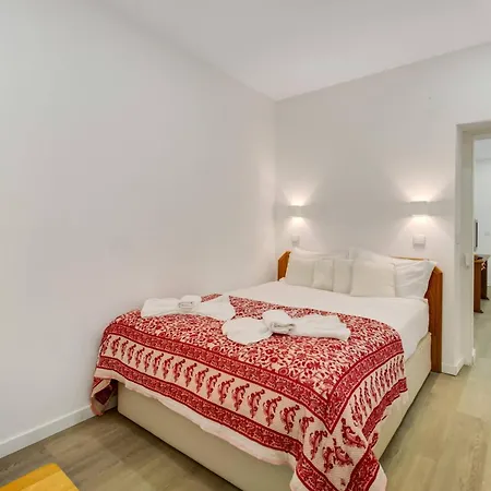 155 - Amalia In Santos 公寓 *